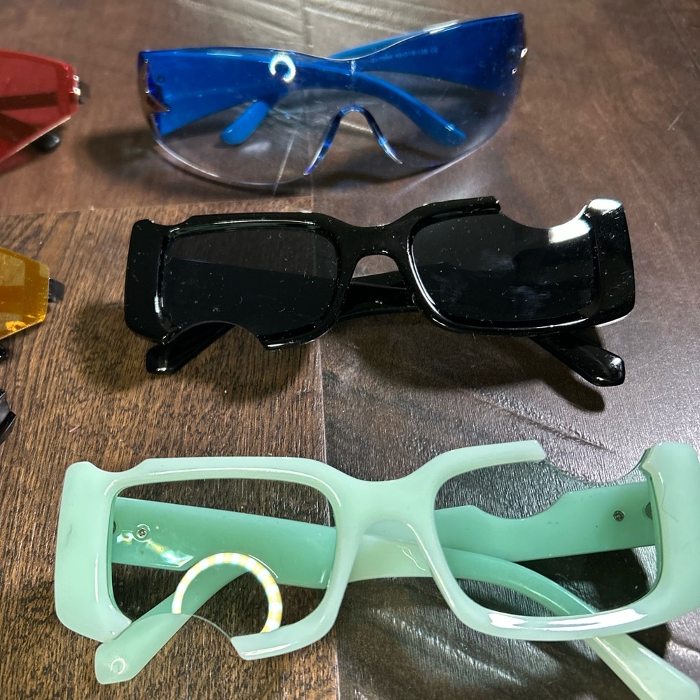 3PC Assorted Fashion Sunglasses - Black and Mint Blue Colors